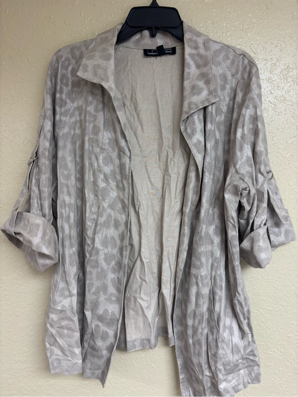 Open-Front Animal-Print Lightweight Tunic in Light Taupe
